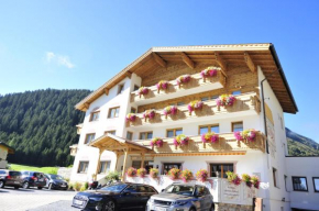 the Galtürerhof alpine hotel Galtür